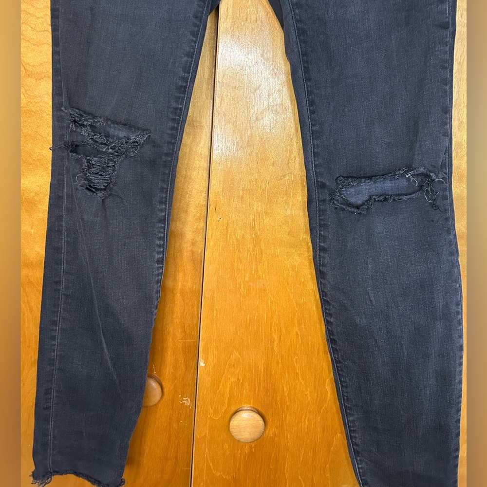 Madewell Black High Rise Ripped Jeans - Picture 4 of 8